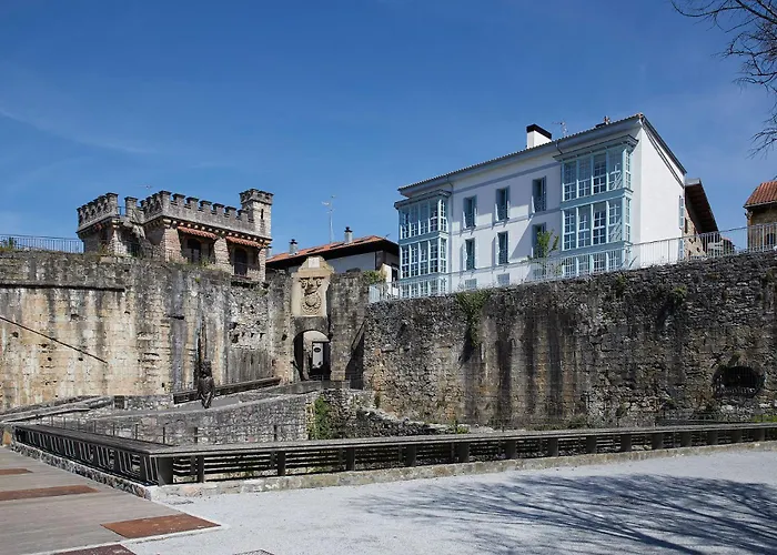 H Suite2a By Smiling