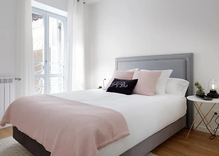 H Suite2a By Smiling Apartment Hondarribia