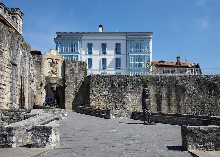 Apartment H Suite2a By Smiling