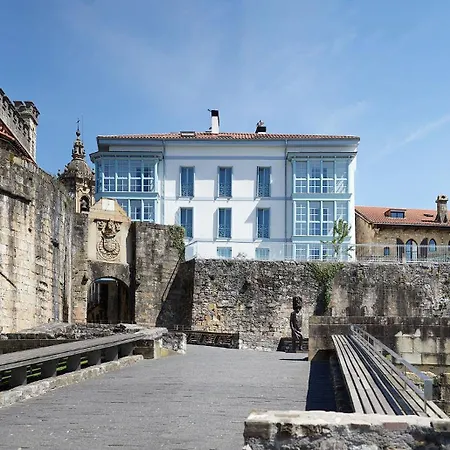 H Suite2a By Smiling Lägenhet